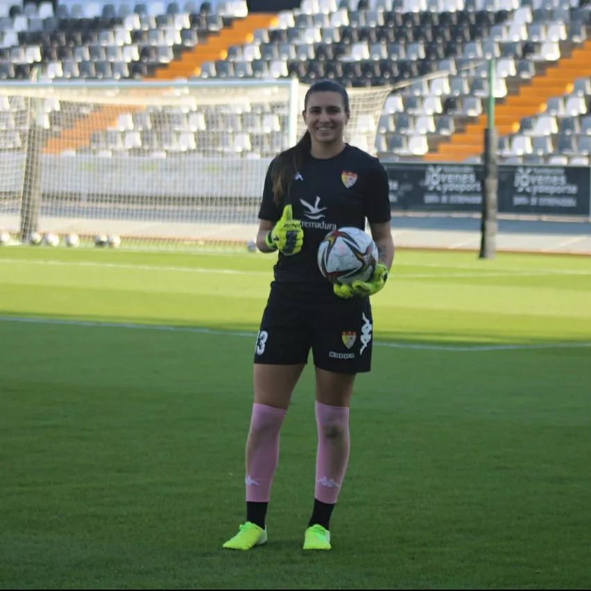 Daniela Solera no tuvo minutos en su partido