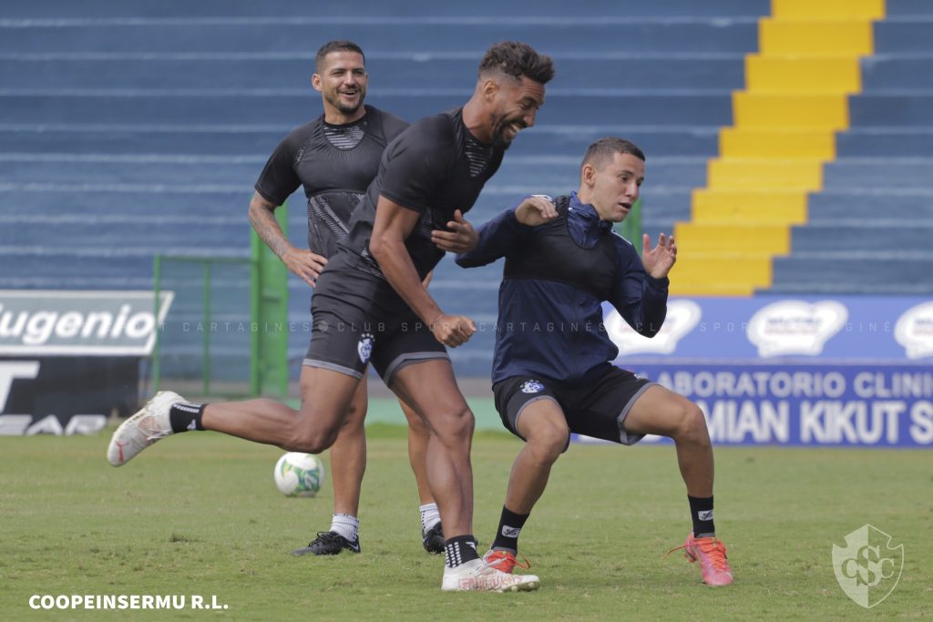Marcel Hernández podría enfrentar este miércoles a su exequipo. Foto: CSC