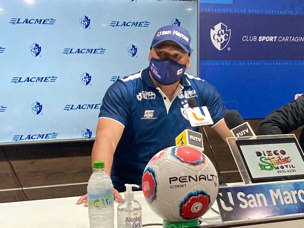 Geiner Segura considera que a todo jugador se le debe respetar el principio de libertad y de toma de decisiones