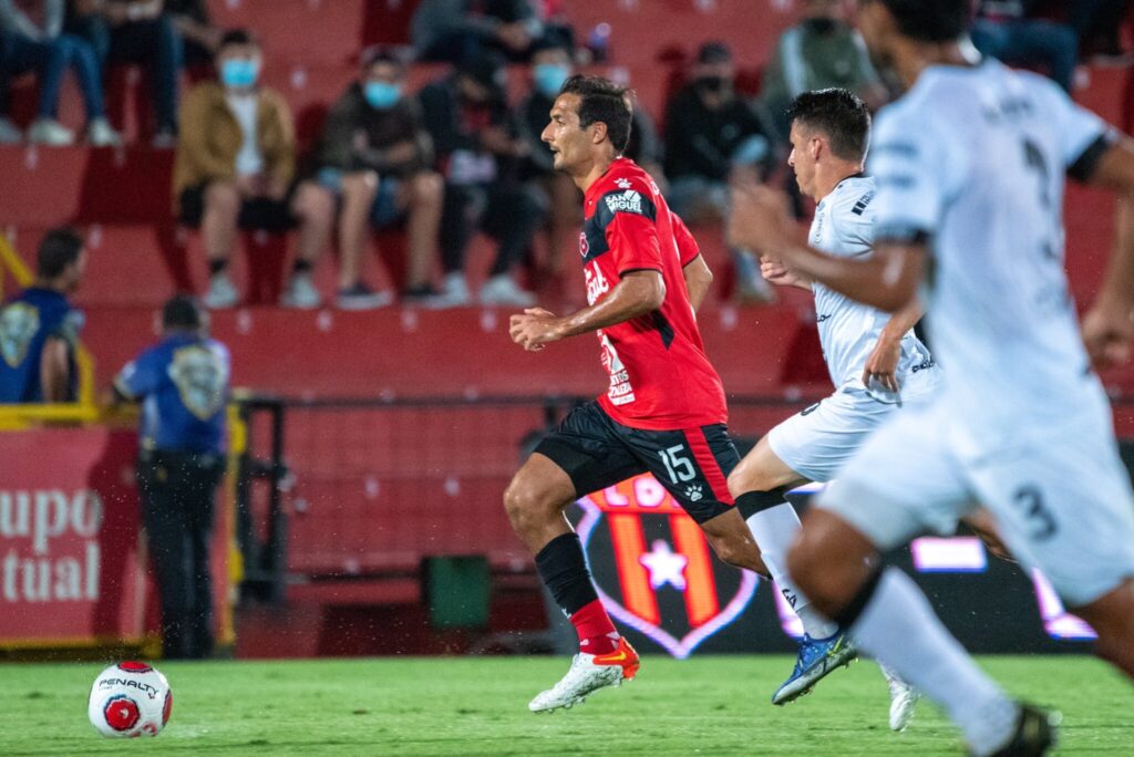 Celso estará fuera unos días por recuperación. Foto: LDA