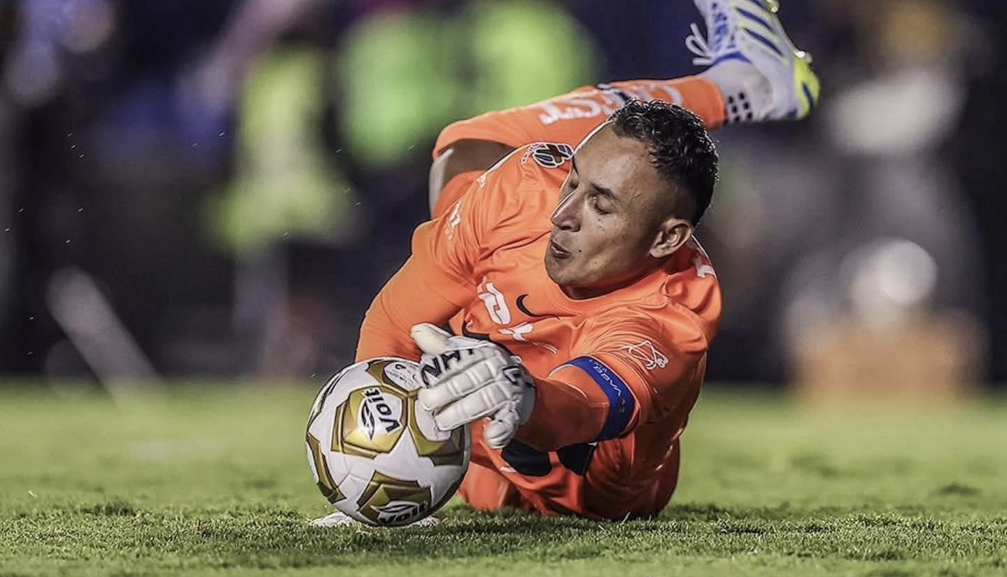 Keylor Navas tuvo que vestirse de héroe: “Esperaba un partido así”