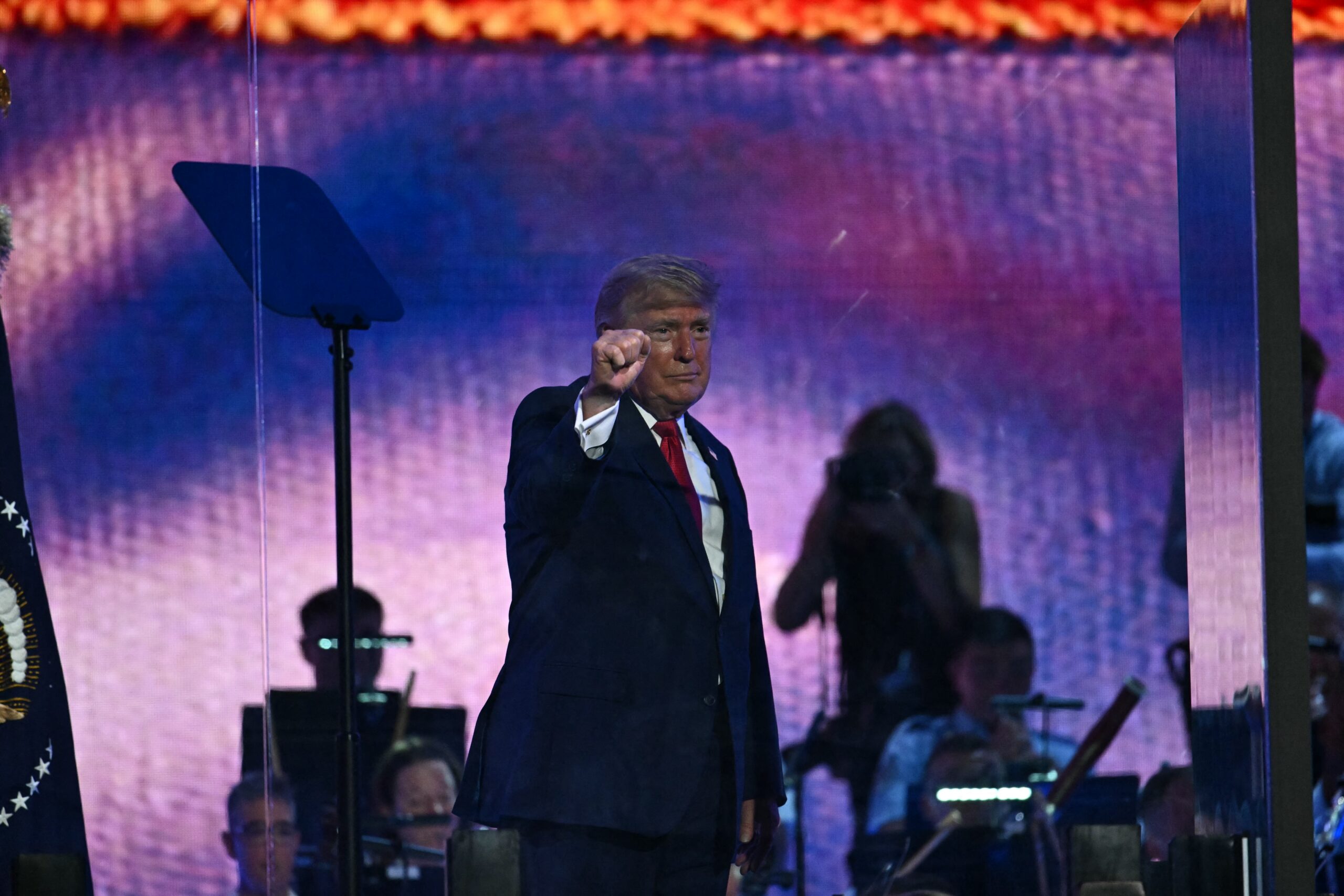 Trump elogia a EEUU y critica a los «comunistas» en su discurso por los 250 años del país