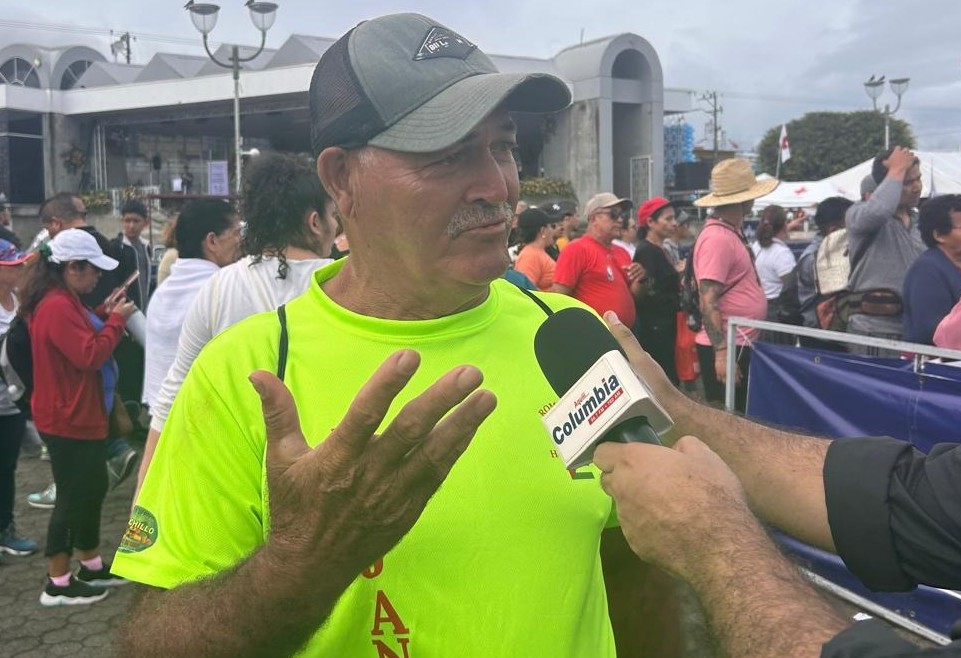 Emoción hasta las lágrimas tras romería de Hojancha a Cartago