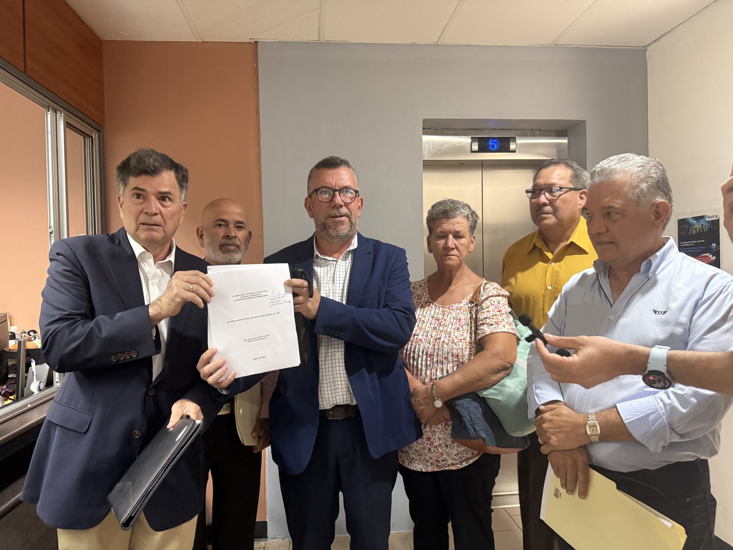 ¿Se puede llevar el ROP a referendo? Expertos discrepan