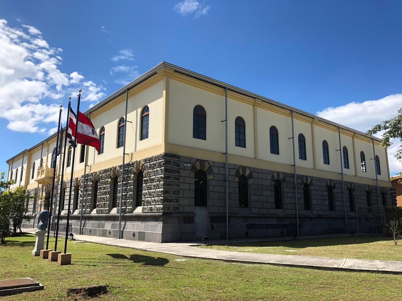 ¿Qué está sucediendo con Ciudad Gobierno y los terrenos del Liceo de Costa Rica?