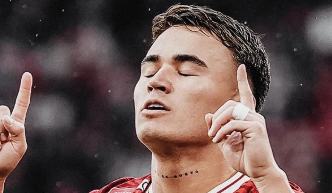 Con Manfred Ugalde de titular, Spartak sigue al acecho del líder