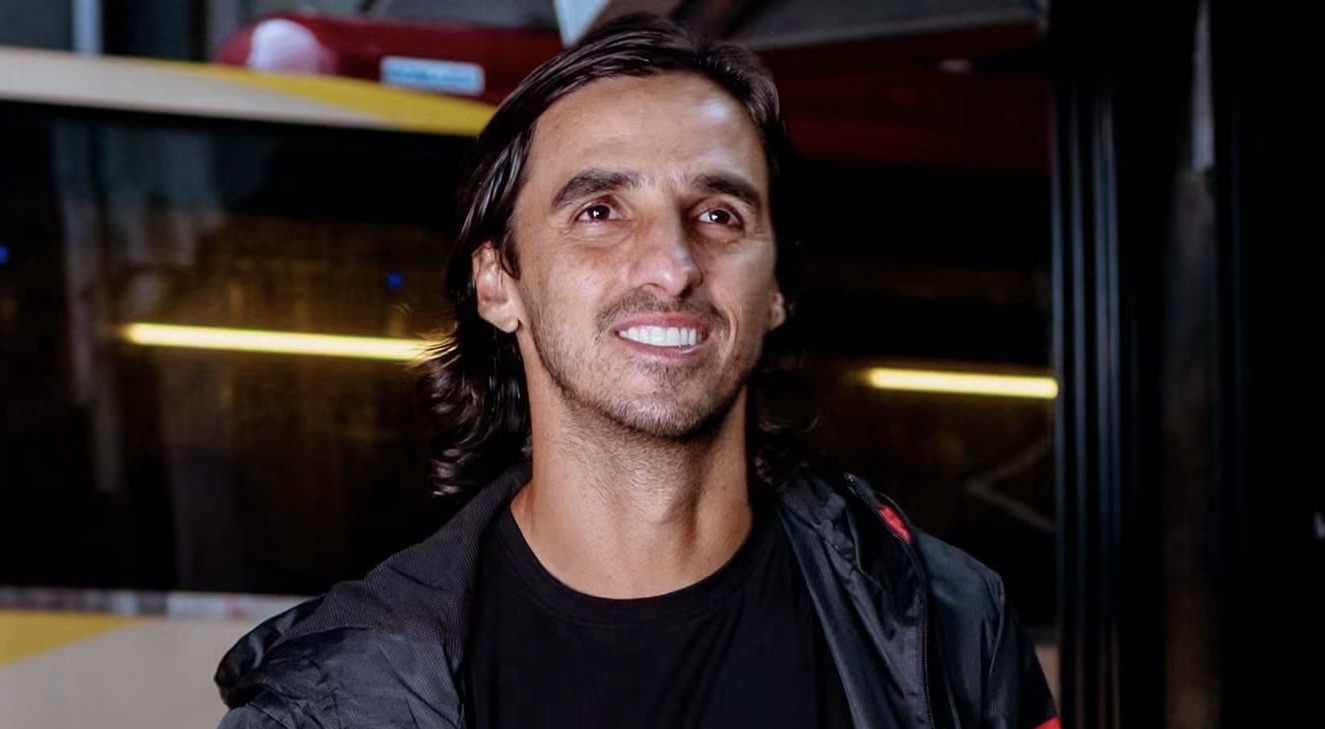 Bryan Ruiz, el primero de la generación de Brasil 2014 en dirigir a Costa Rica