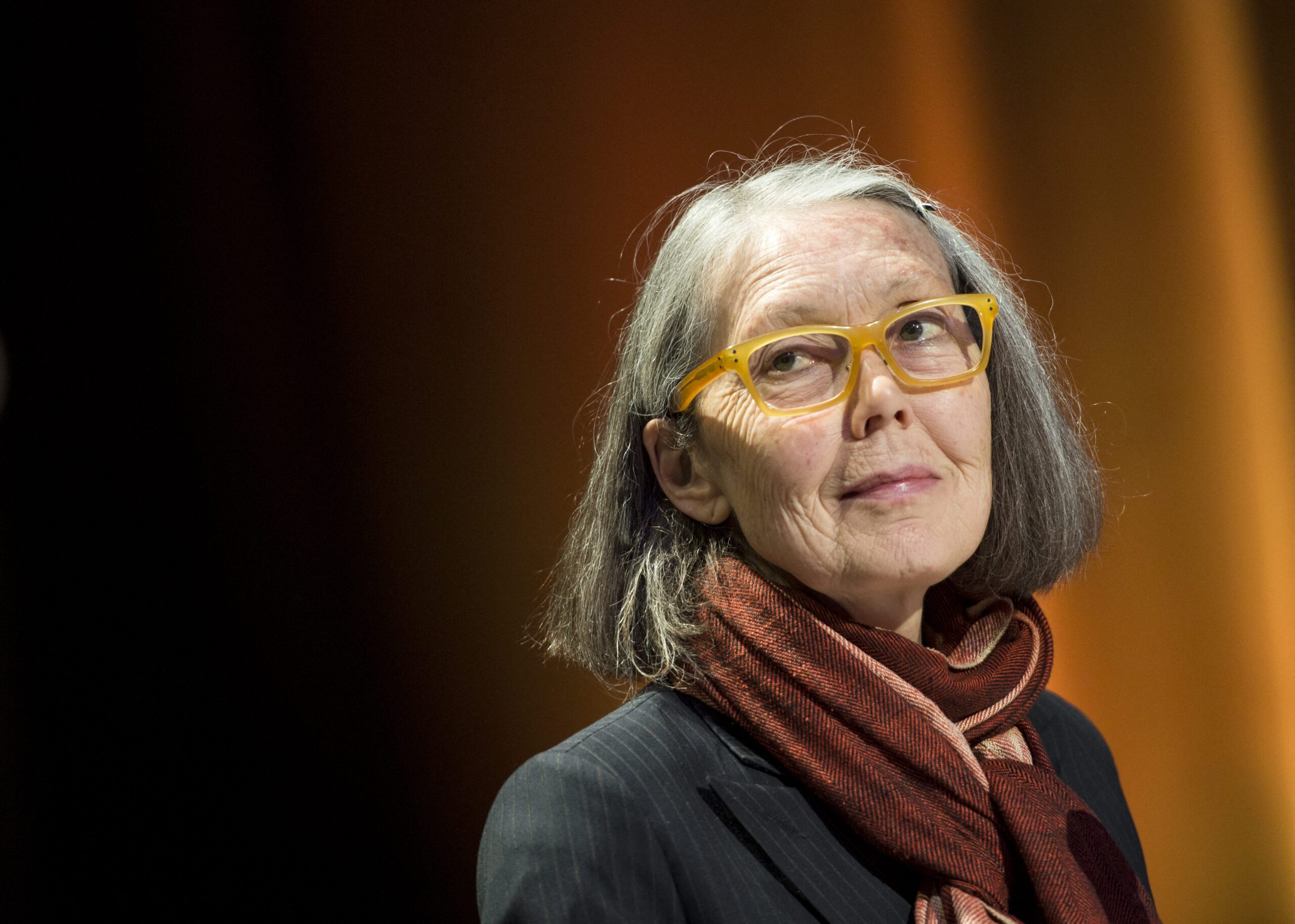 Anne Carson, la poeta canadiense que moderniza la antigüedad