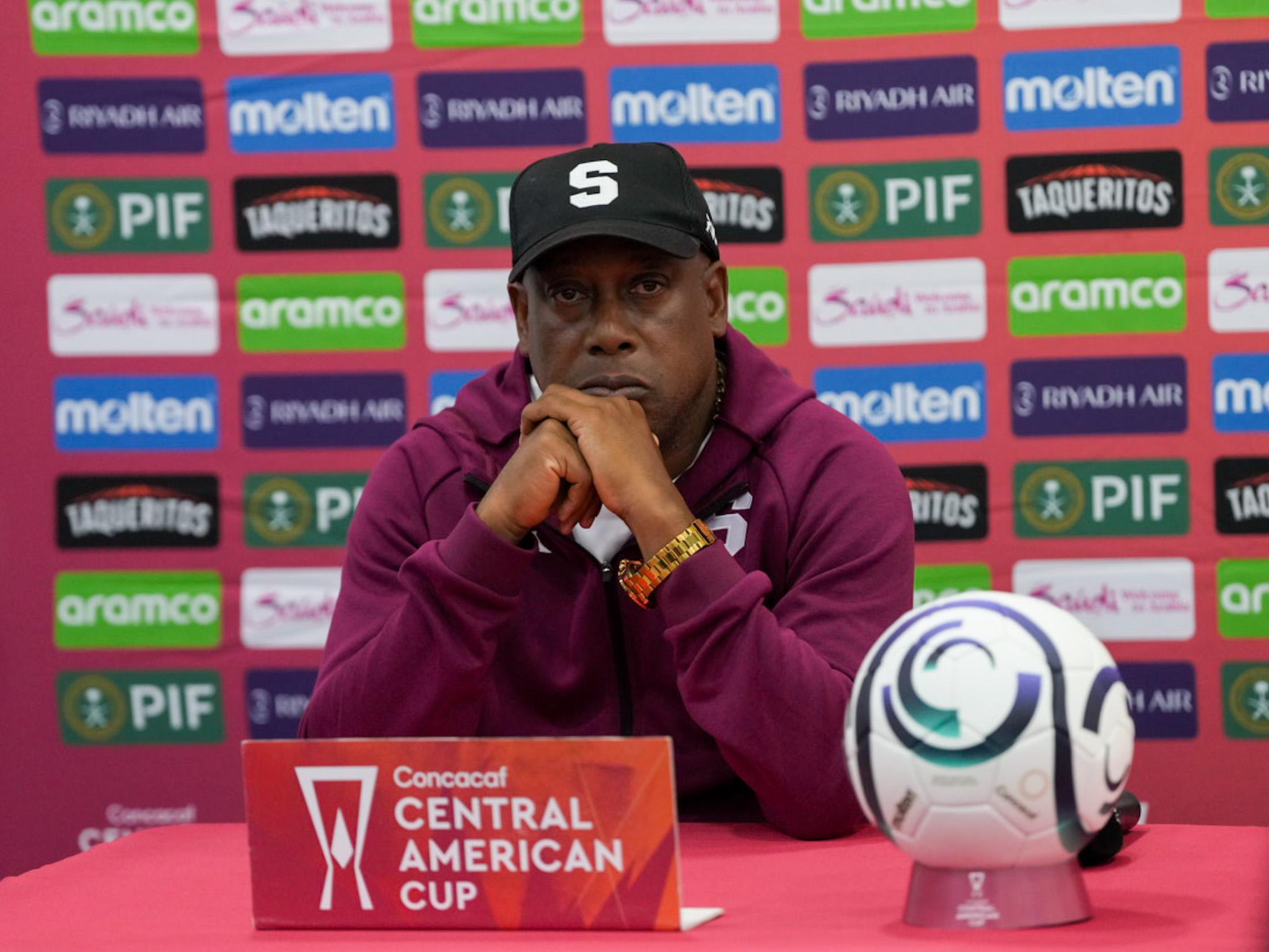 Hernán Medford: «En el fútbol es difícil que haya favoritos»