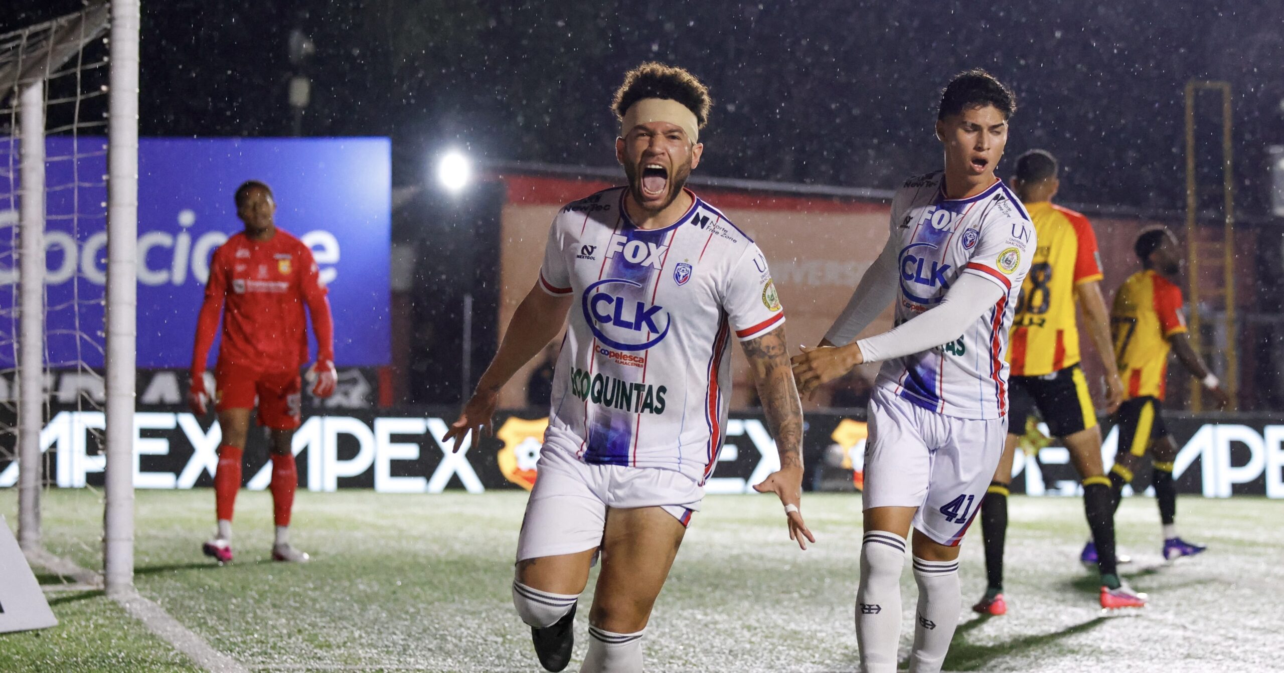 San Carlos venció a un Herediano alérgico a la victoria y se mete en zona de clasificación