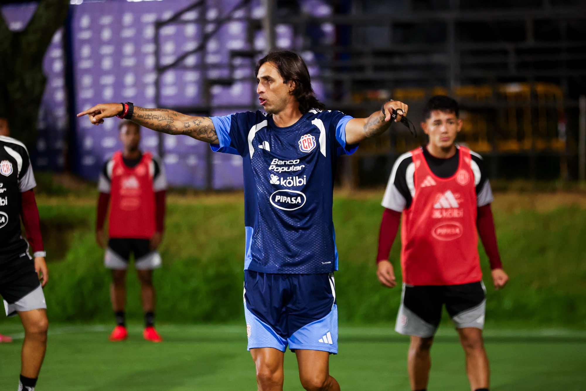 Bryan Ruiz eligió sus 23 futbolistas para juego contra Haití